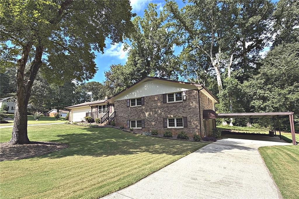 5198 Two Branches Court SW