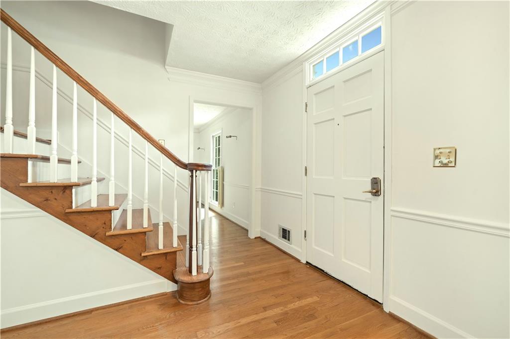 1864 Gloucester Court, Snellville, Georgia image 2