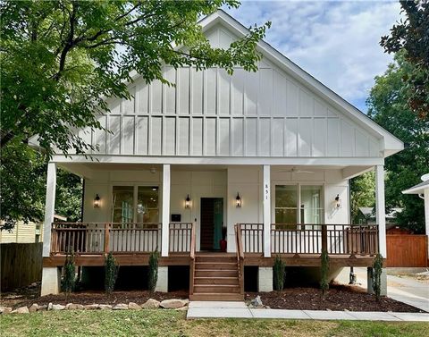 851 Dill Avenue SW Atlanta GA 30310
