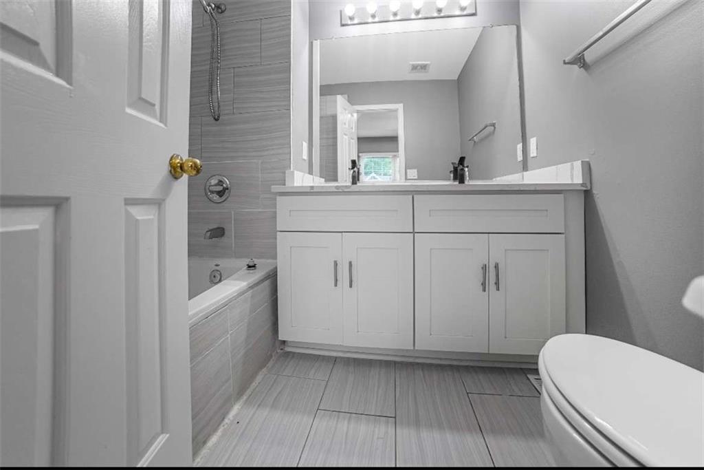 1731 Pryor Road SW 301