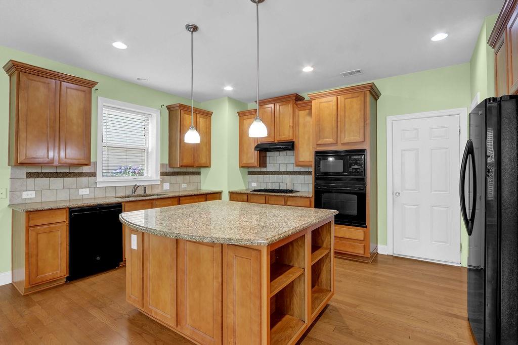 1737 Rolling View Way