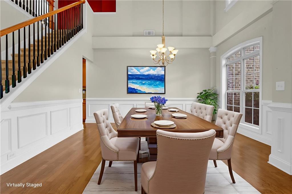 1737 Rolling View Way