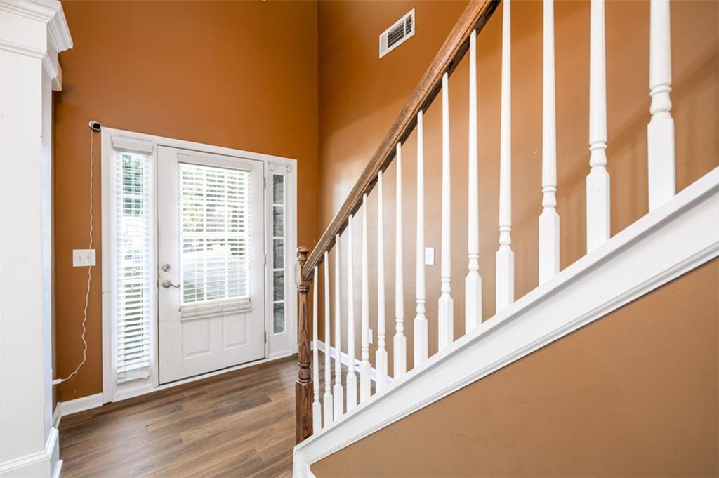 5610 WOODED VALLEY Way