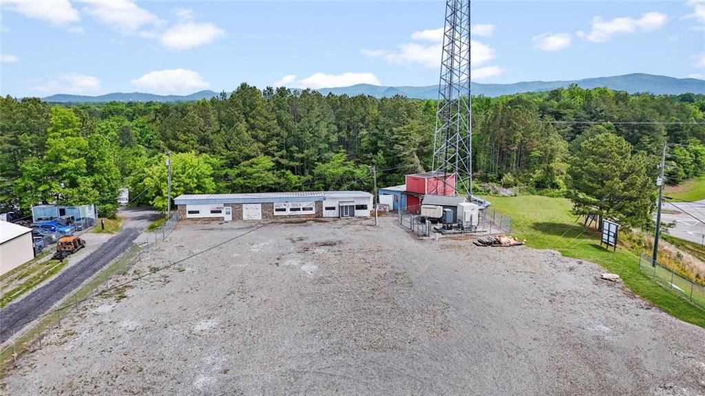24 Flea Market Road