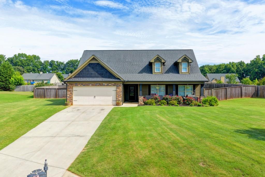 82 Lake Point Court