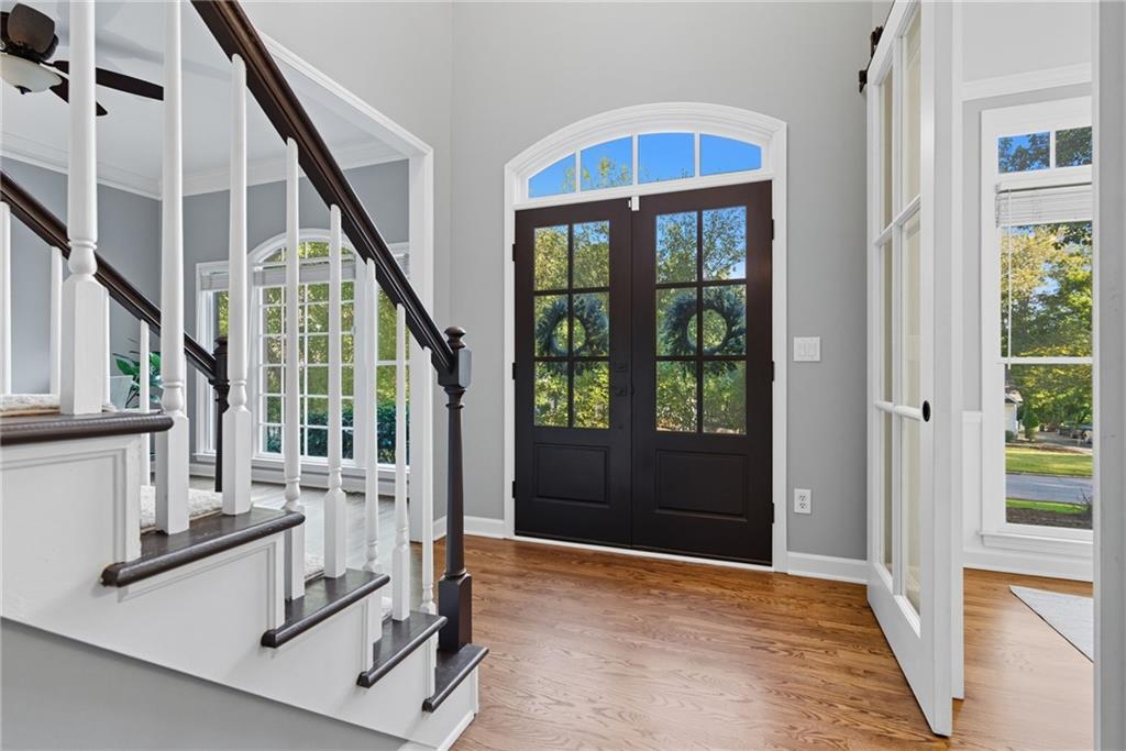 822 Lakeglen Drive