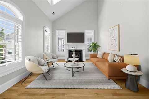 285 Le Gran Bend Atlanta GA 30328