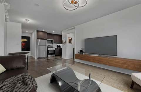 Condo For Sale - 2285 Peachtree Road #1004<br/> Atlanta, GA 30309
