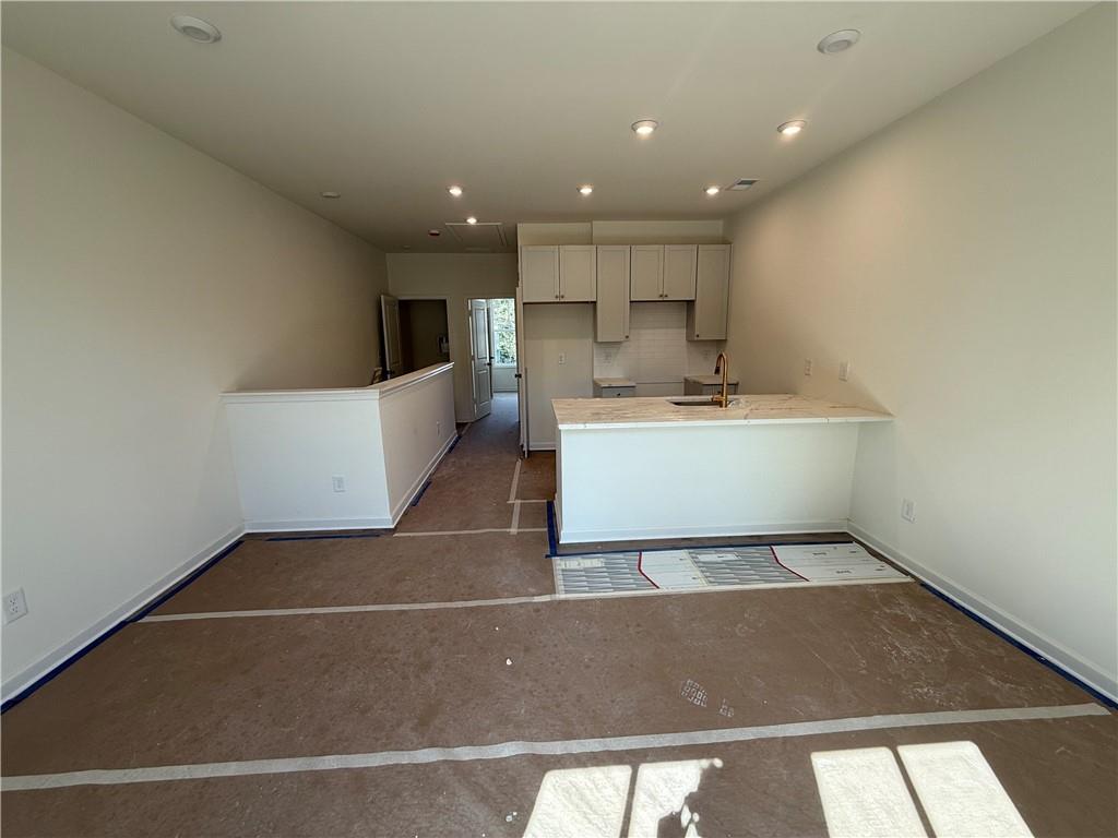1391 Breezy Circle SE 86