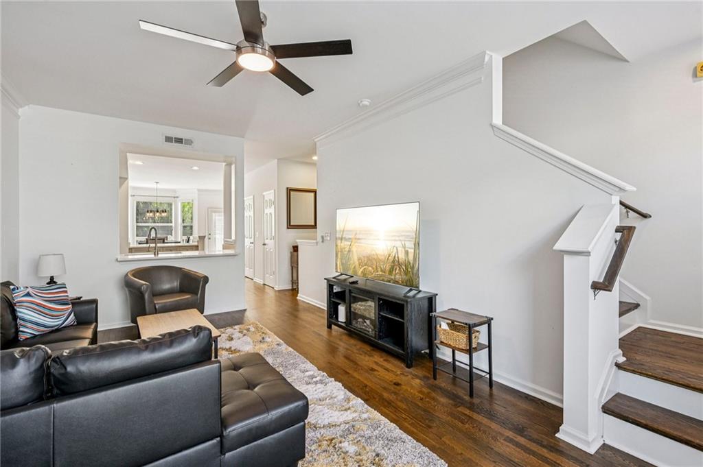 951 Glenwood Avenue SE 1706