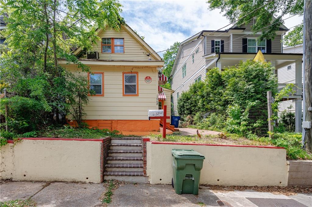1068 Snyder Street NW
