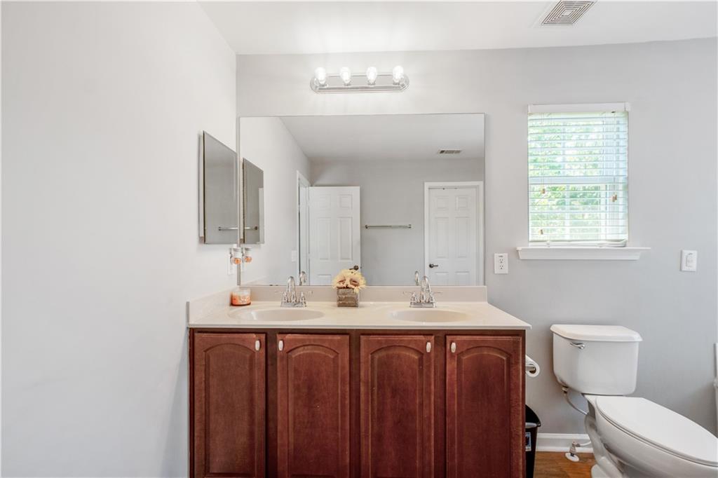 1218 Lanier Springs Drive, Buford, Georgia image 42