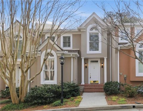 Townhouse For Sale - 15 Lullwater Estate<br/> Dekalb County, Atlanta, GA 30307