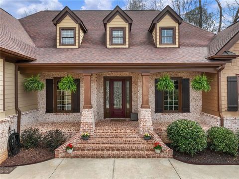 Homes For Sale - 6147 Golf View Court<br/> Jefferson, GA 30549