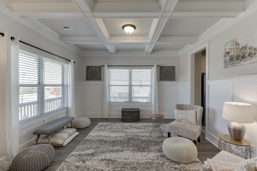 558 Calgary Downs Drive