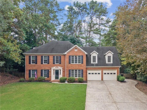 Homes For Sale - 4961 Thornwood Trace<br/> Cobb County, Acworth, GA 30102