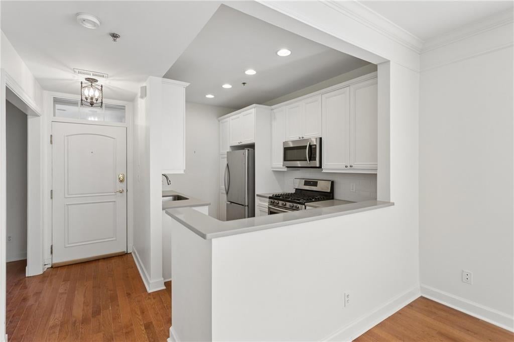 3101 Howell Mill Road NW 222