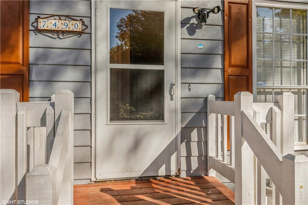 7490 Hunters Ridge Drive, Douglasville, Georgia image 3