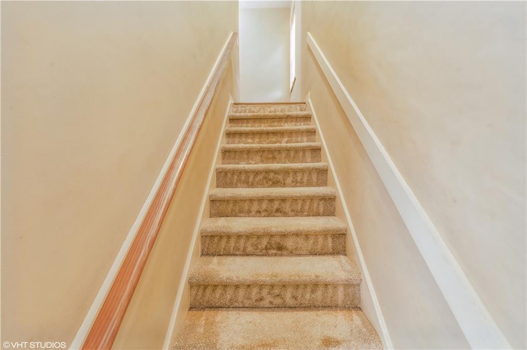 7490 Hunters Ridge Drive, Douglasville, Georgia image 13