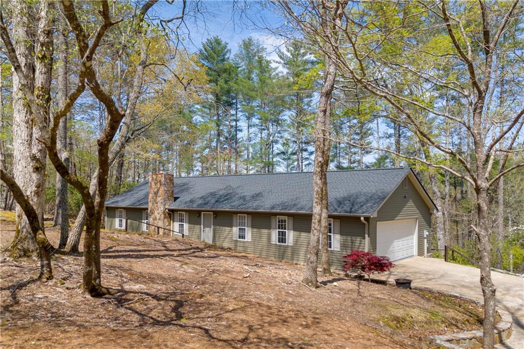 499 Old Deer Path Way, Cleveland, Georgia image 3