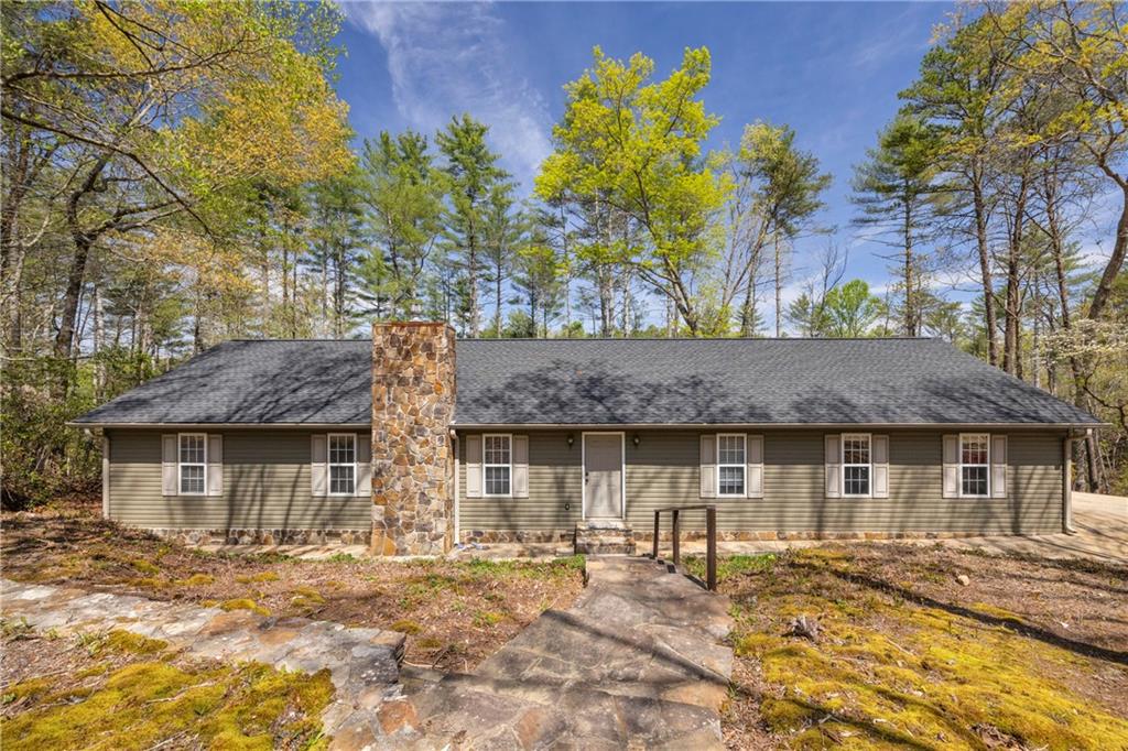 499 Old Deer Path Way, Cleveland, Georgia image 1