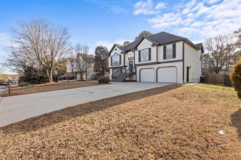 2718 Beaver Creek Crossing, Powder Springs, Georgia image 3