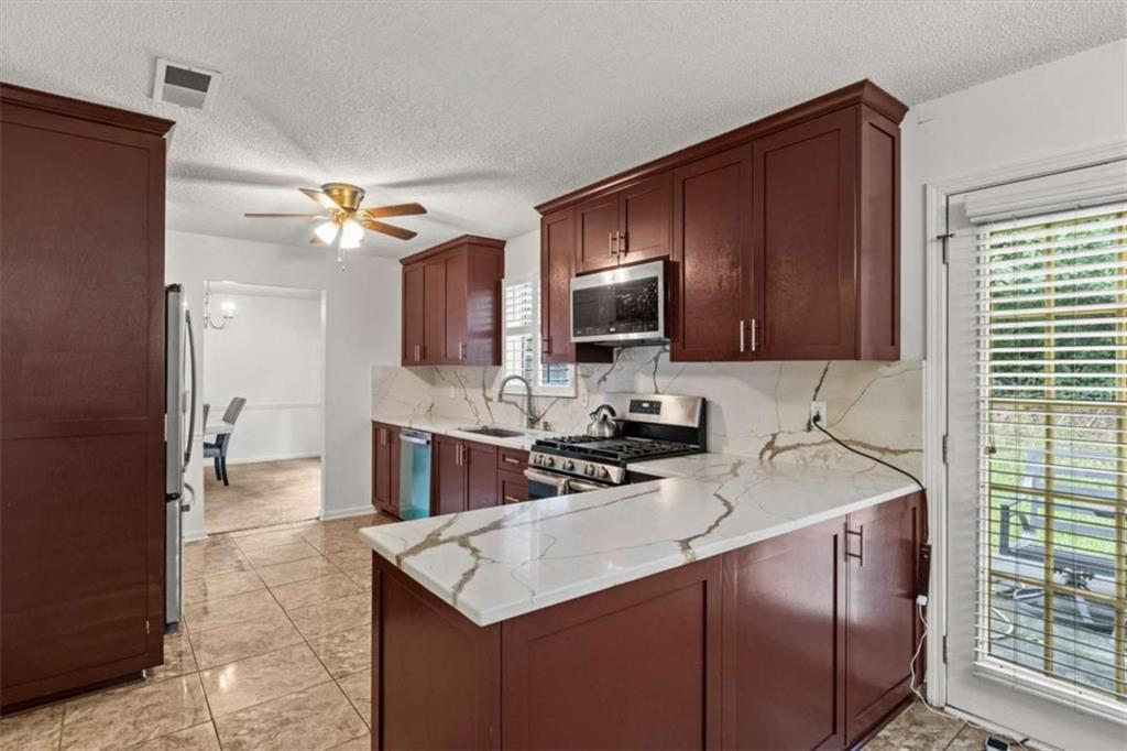 Cascade Hills - Residential