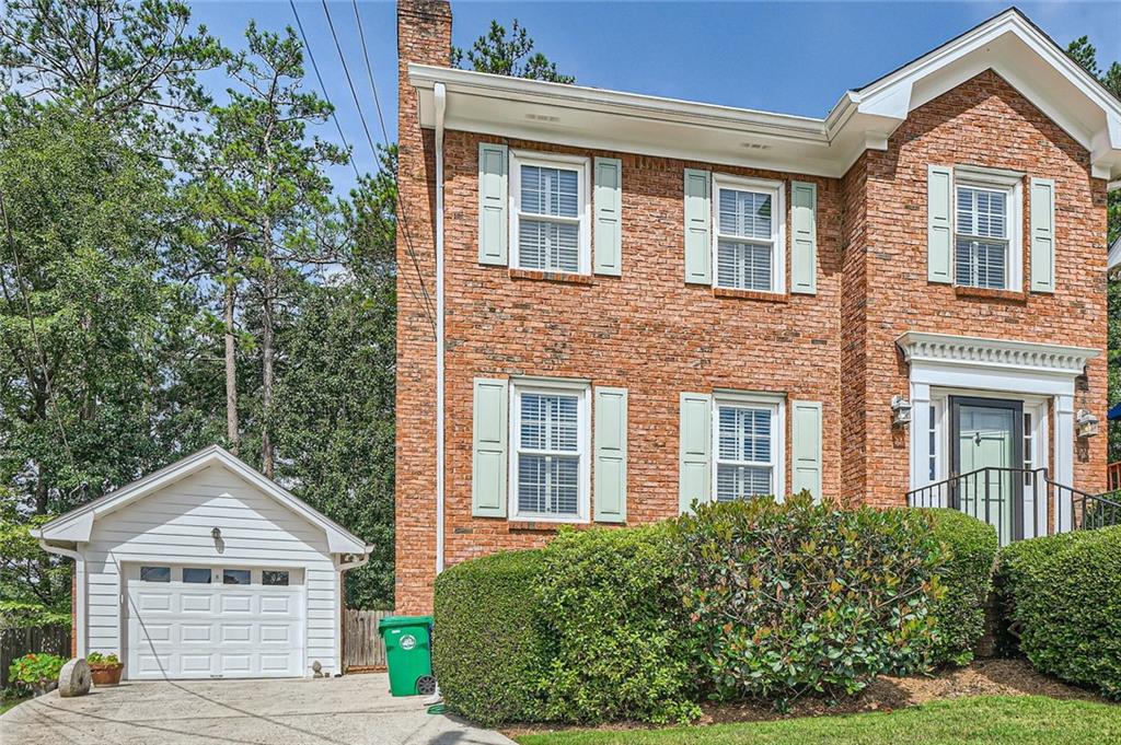 3196 Henderson Walk