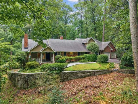 Homes For Sale - 1037 Davis Drive<br/> Sandy Springs, GA 30327