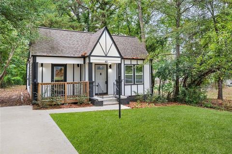 Homes For Sale - 42 Burbank Drive<br/> Atlanta, GA 30314