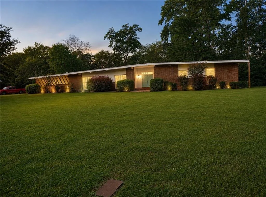 437 Orchard Lane, Sandersville, GA, 31082