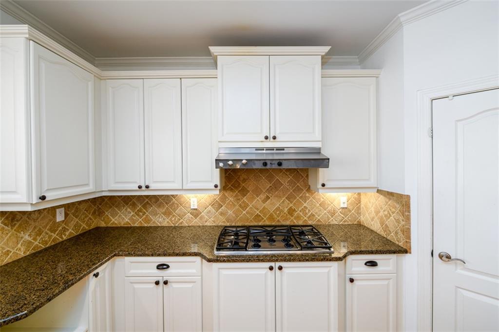 1105 River Laurel Drive, Suwanee, Georgia image 30