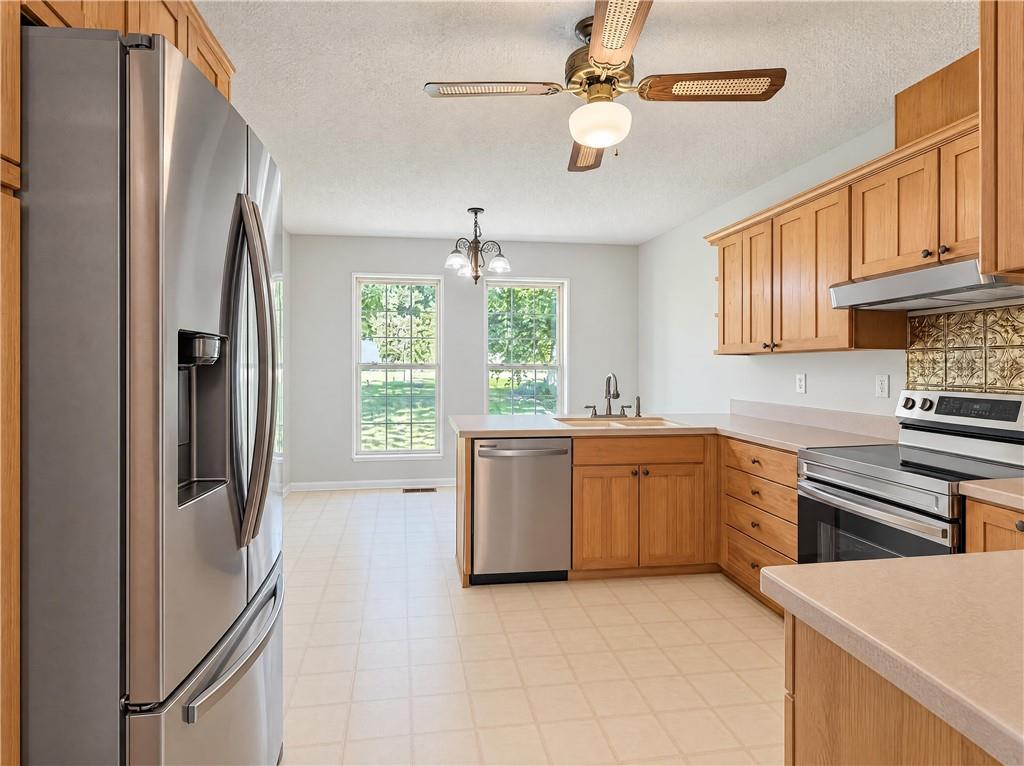 4300 Peeksville Road