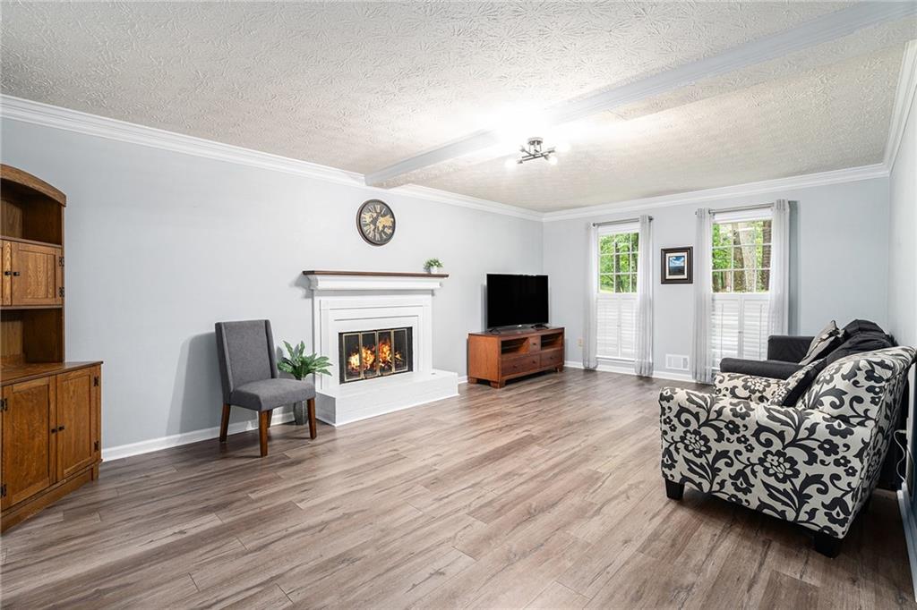 1879 Beaver Dam Lane NE
