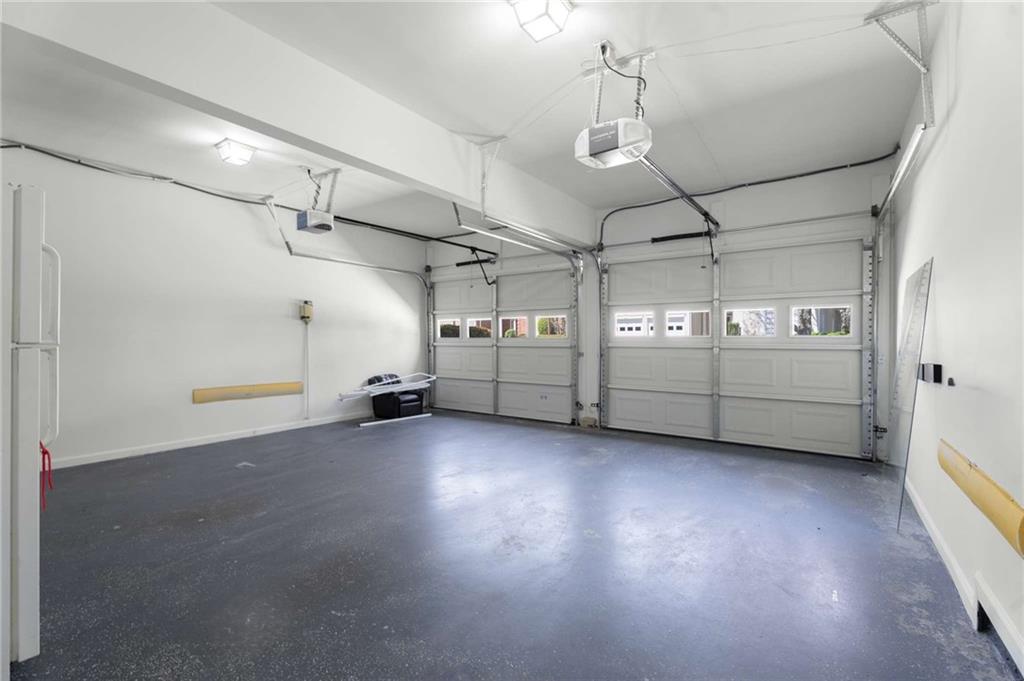 LaFayette Square - Residential Lease