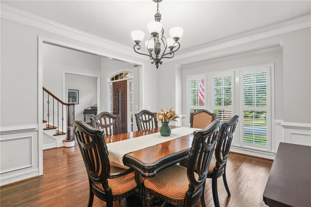702 Crescent Circle, Canton, Georgia image 7