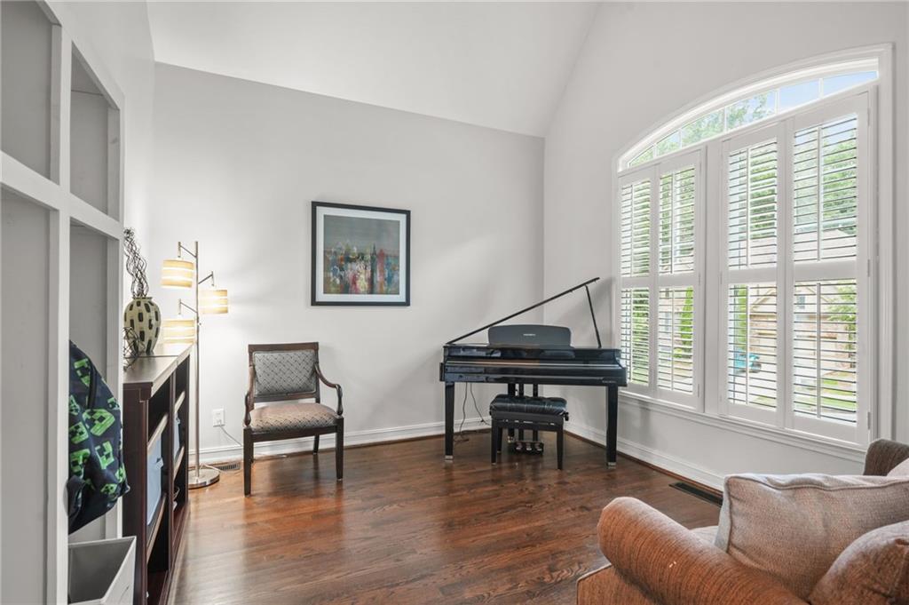702 Crescent Circle, Canton, Georgia image 8