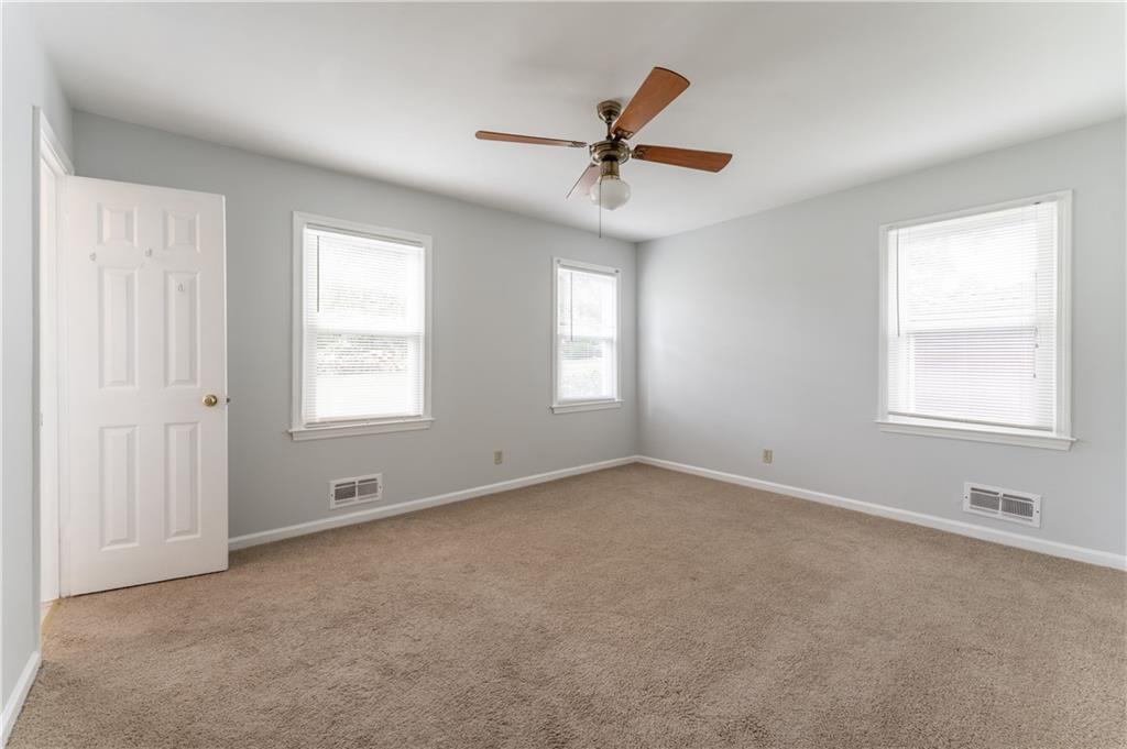 Q A Willis - Residential Lease