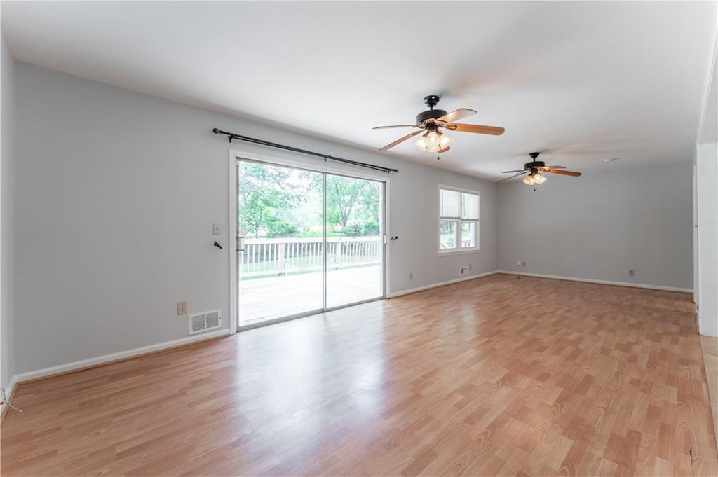 Q A Willis - Residential Lease
