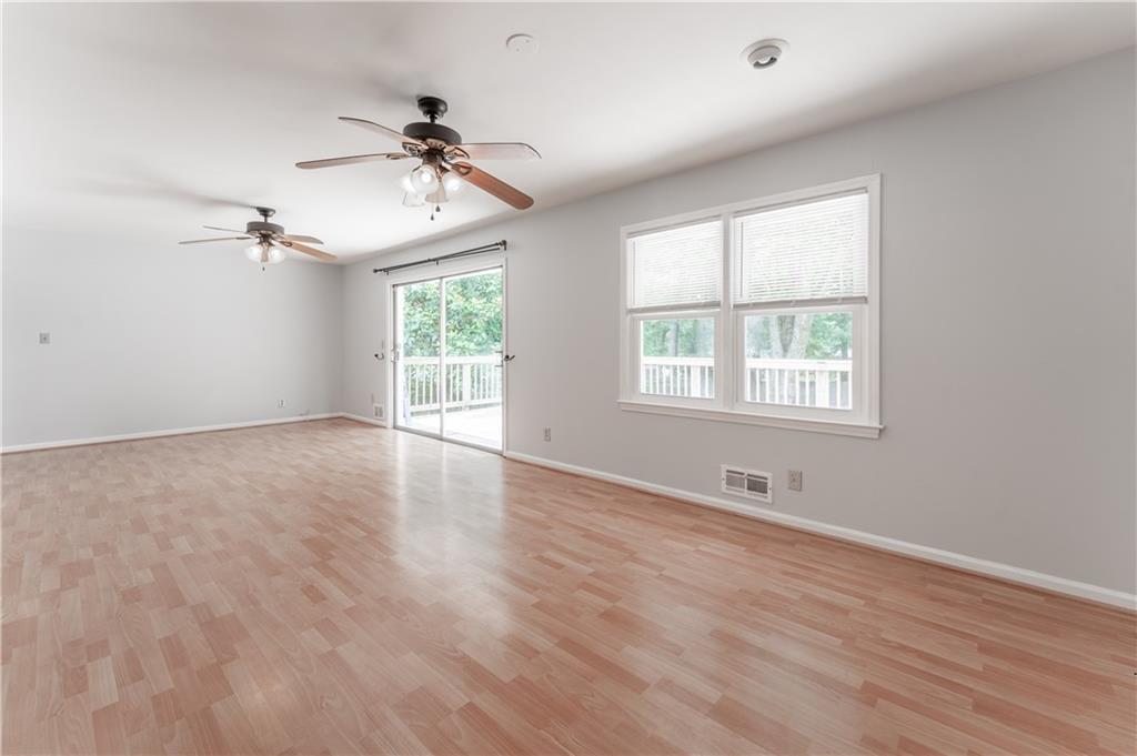 Q A Willis - Residential Lease