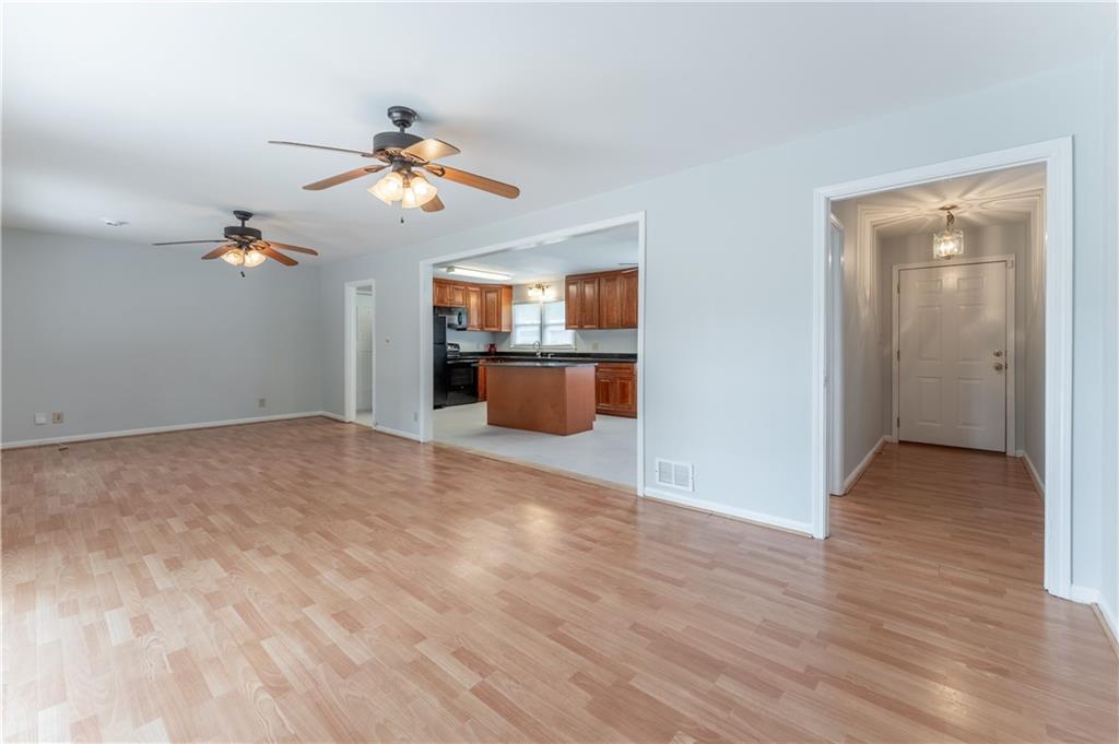 Q A Willis - Residential Lease
