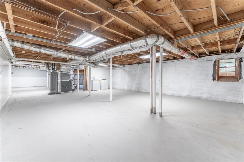 Q A Willis - Residential Lease