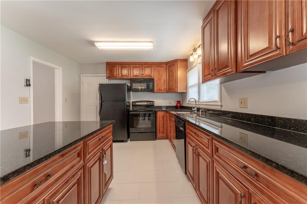 Q A Willis - Residential Lease
