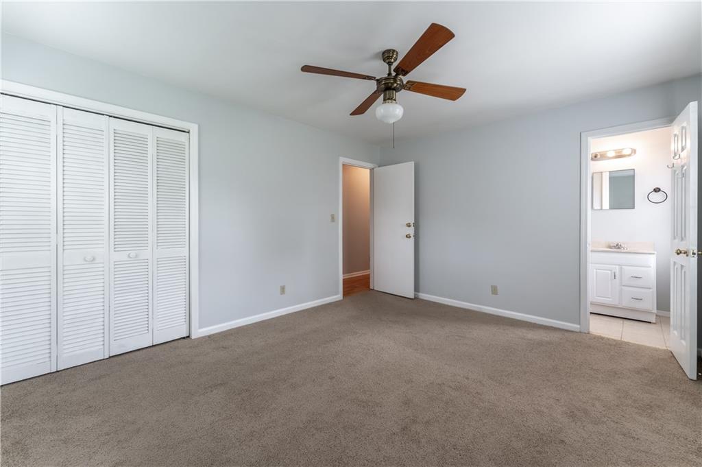Q A Willis - Residential Lease