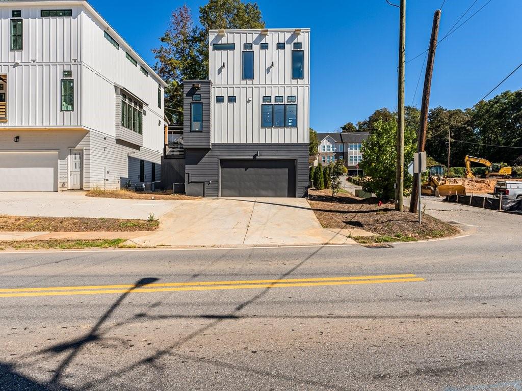 180 Railroad Street