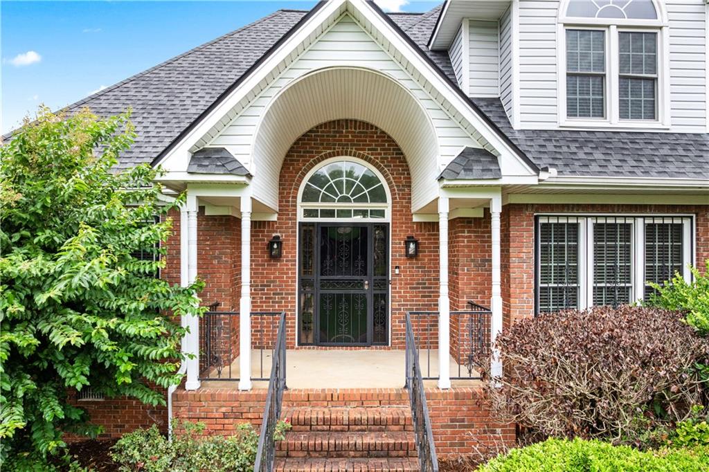 707 Overlook Drive