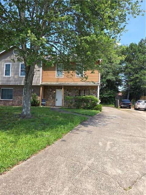 Townhouse For Sale - 3542 Hopkins Court<br/> Powder Springs, GA 30127