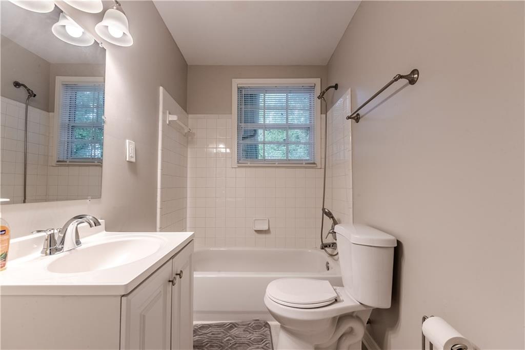 2174 Beecher Road, Atlanta, Georgia image 24