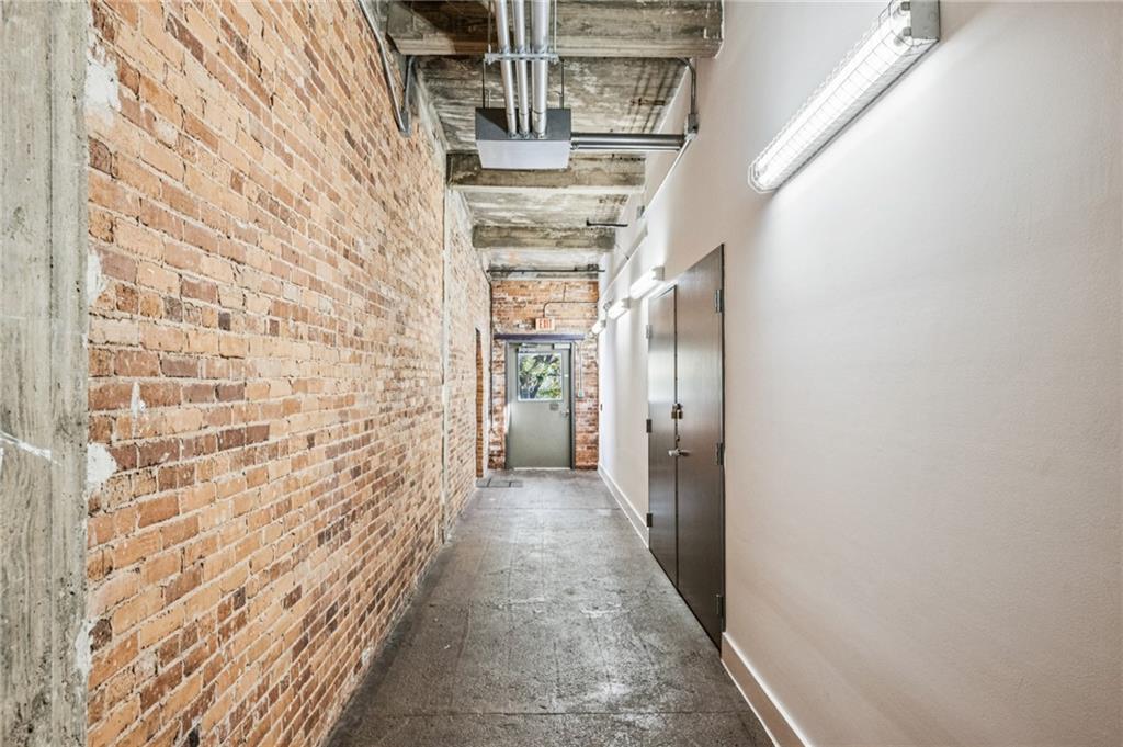 659 Auburn Avenue NE 229