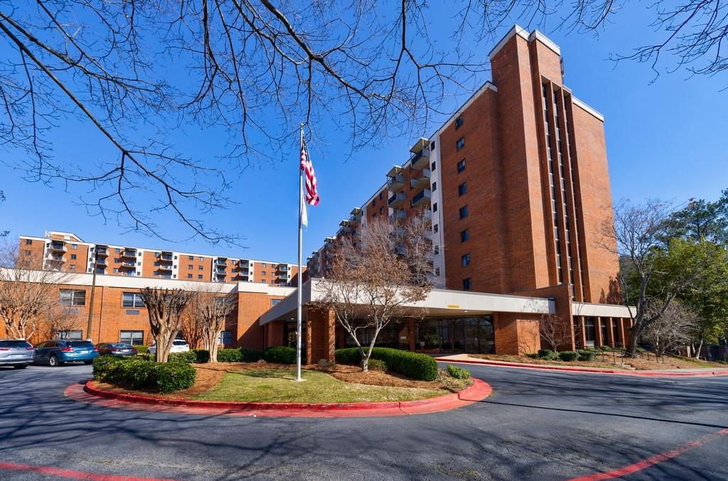 Mt. Vernon Towers - Residential